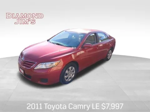 Red 2011 Toyota Camry LE for sale in Milwaukee, WI
