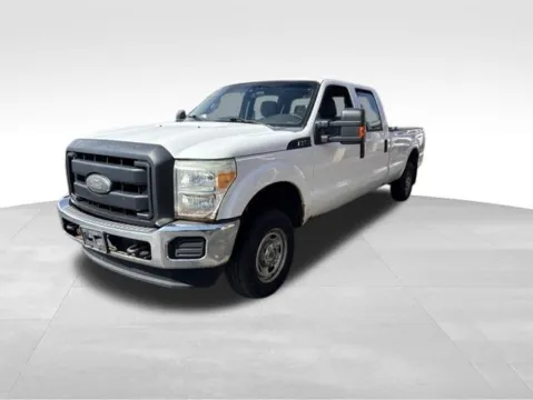 Photos of 2011 Ford F-250SD XL for sale in Milwaukee, WI at Diamond Jim's West Allis
