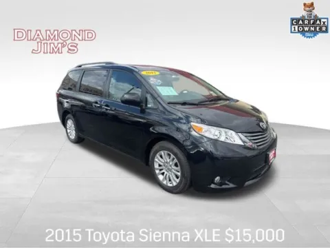 Black 2015 Toyota Sienna XLE for sale in Milwaukee, WI