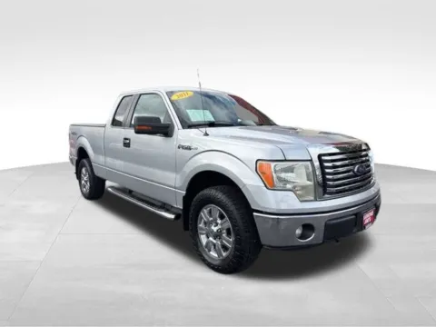 Another view of 2011 Ford F-150 XLT for sale in Milwaukee, WI at Diamond Jim's West Allis