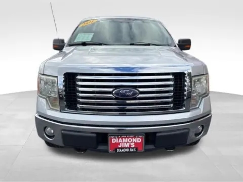 Photos of 2011 Ford F-150 XLT for sale in Milwaukee, WI at Diamond Jim's West Allis