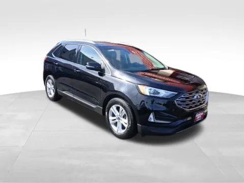 Another view of 2020 Ford Edge SEL for sale in Milwaukee, WI at Diamond Jim's West Allis