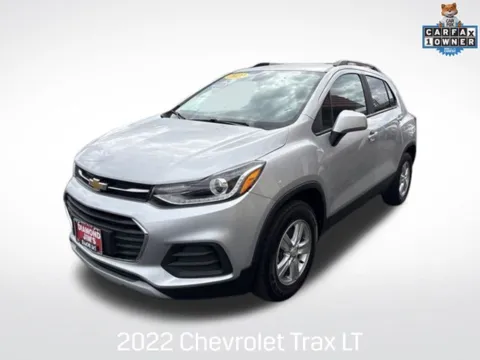 Silver 2022 Chevrolet Trax LT for sale in Milwaukee, WI