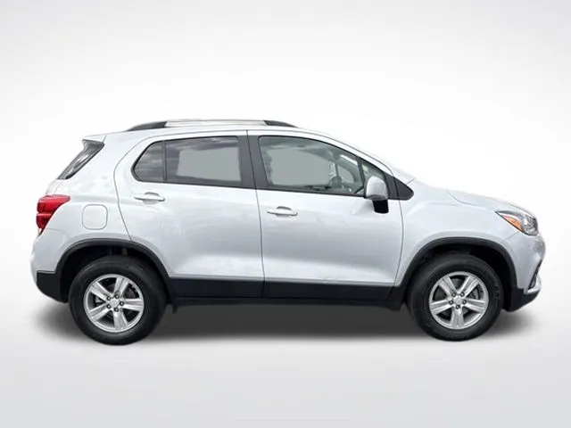 2022 Chevrolet Trax LT - Photo 7