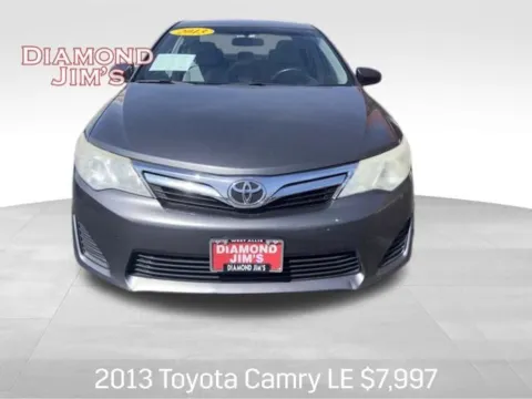 Gray 2013 Toyota Camry LE for sale in Milwaukee, WI