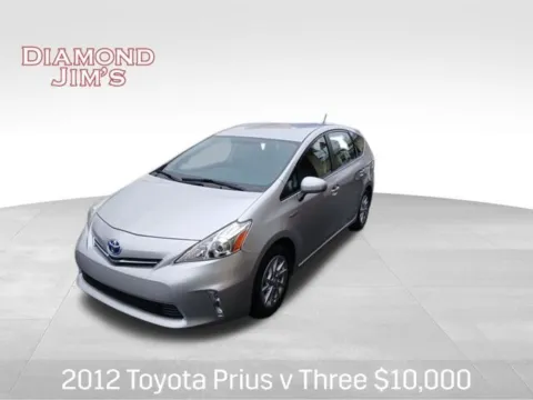 Silver 2012 Toyota Prius v Three for sale in Milwaukee, WI