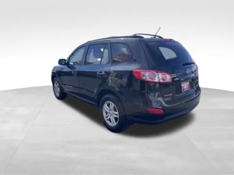More photos of 2011 Hyundai Santa Fe GLS at Diamond Jim's West Allis, WI