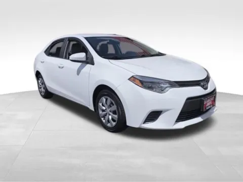 More photos of 2016 Toyota Corolla LE at Diamond Jim's West Allis, WI