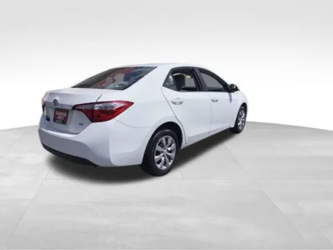 More photos of 2016 Toyota Corolla LE at Diamond Jim's West Allis, WI
