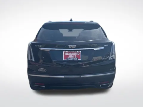 More photos of 2021 Cadillac XT5 Sport at Diamond Jim's West Allis, WI