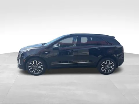 Photos of 2021 Cadillac XT5 Sport for sale in Milwaukee, WI at Diamond Jim's West Allis