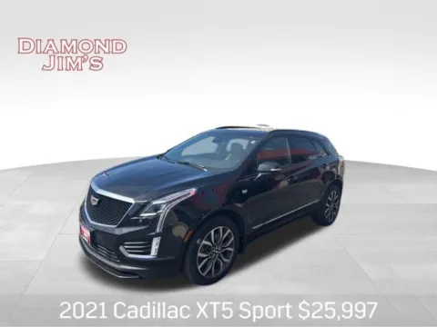 Black 2021 Cadillac XT5 Sport for sale in Milwaukee, WI