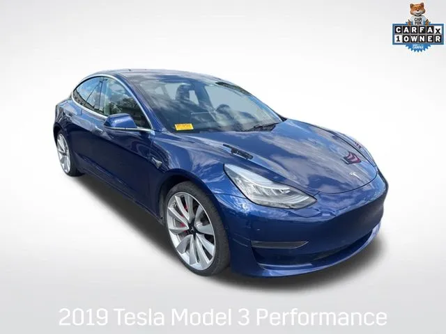 Blue 2019 Tesla Model 3 Performance for sale in Milwaukee, WI