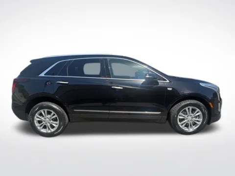 Photos of 2020 Cadillac XT5 Premium Luxury for sale in Milwaukee, WI at Diamond Jim's West Allis