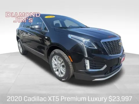 Black 2020 Cadillac XT5 Premium Luxury for sale in Milwaukee, WI