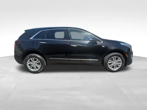 Photos of 2020 Cadillac XT5 Premium Luxury for sale in Milwaukee, WI at Diamond Jim's West Allis