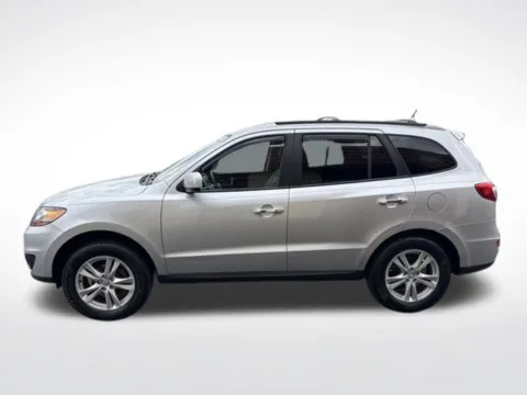 Another view of 2011 Hyundai Santa Fe Limited for sale in Milwaukee, WI at Diamond Jim's West Allis