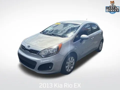 Silver 2013 Kia Rio EX for sale in Milwaukee, WI