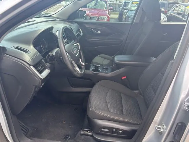 GMC Terrain photo 15