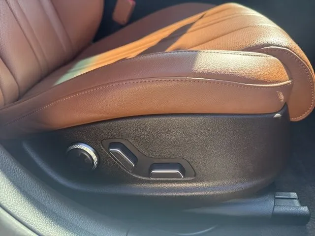 2022 GENESIS G80 Base - Photo 23