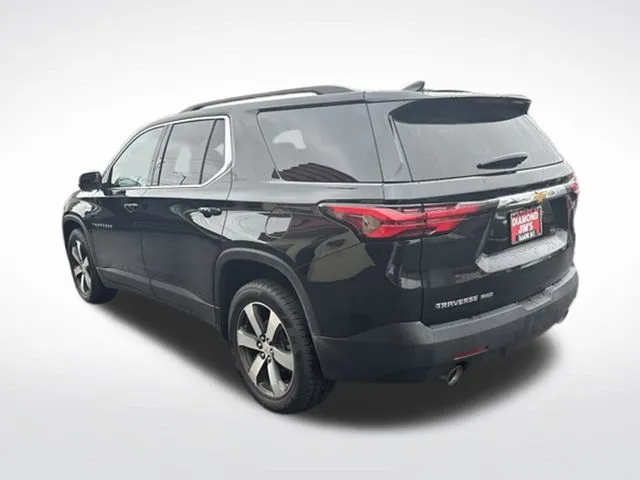 Chevrolet Traverse photo 3