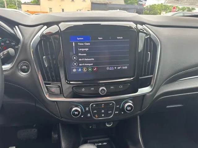 Chevrolet Traverse photo 12