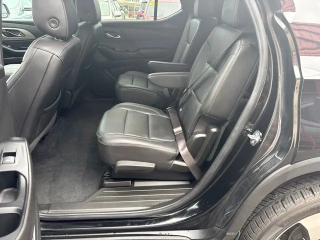 Chevrolet Traverse photo 16