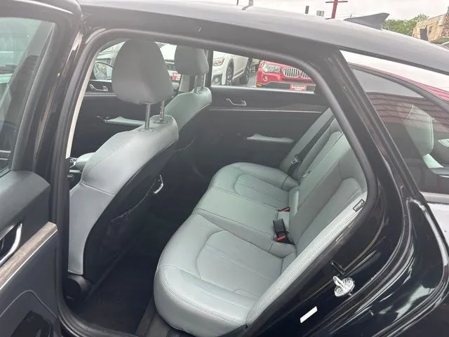 Kia K5 photo 18