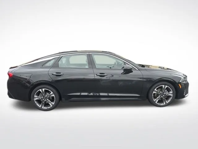 Kia K5 photo 6
