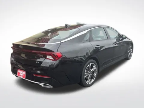 More photos of 2021 Kia K5 EX at Diamond Jim's West Allis, WI