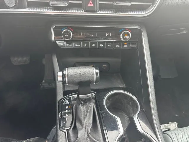 Kia K5 photo 13