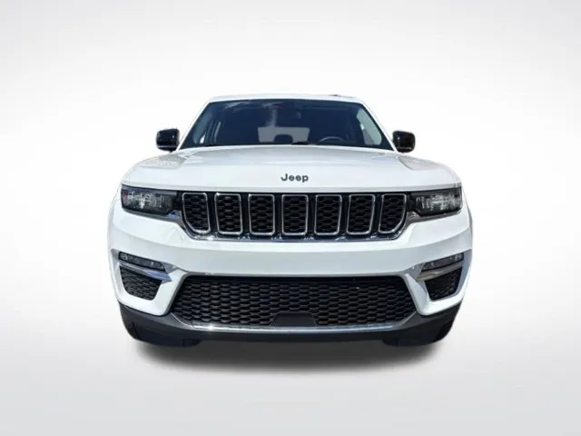 Jeep Grand Cherokee photo 8