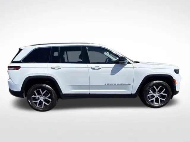 Jeep Grand Cherokee photo 6