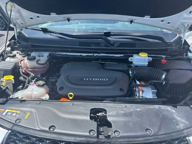Chrysler Pacifica photo 22