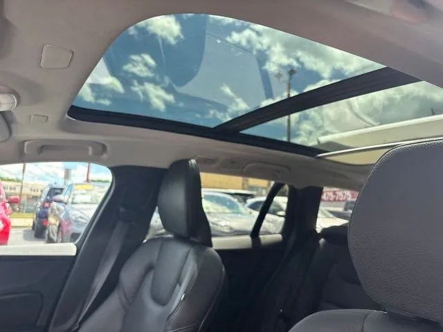 Volvo V60 photo 15