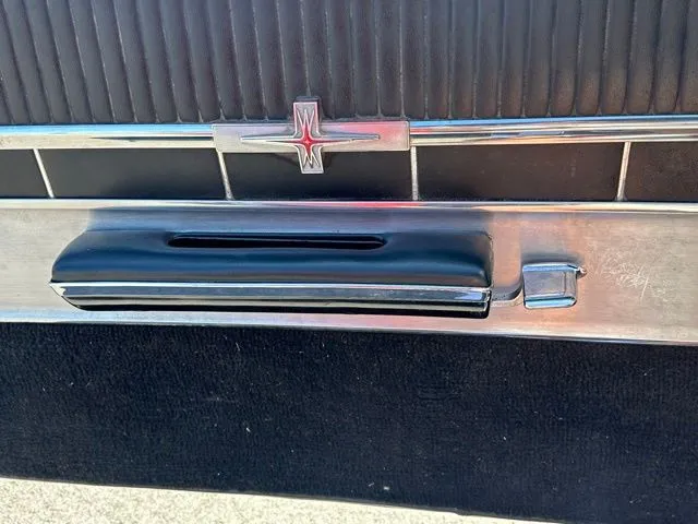 Oldsmobile Starfire photo 8