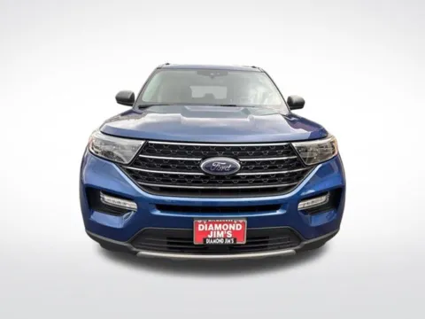 Photos of 2021 Ford Explorer XLT for sale in Milwaukee, WI at Diamond Jim's West Allis