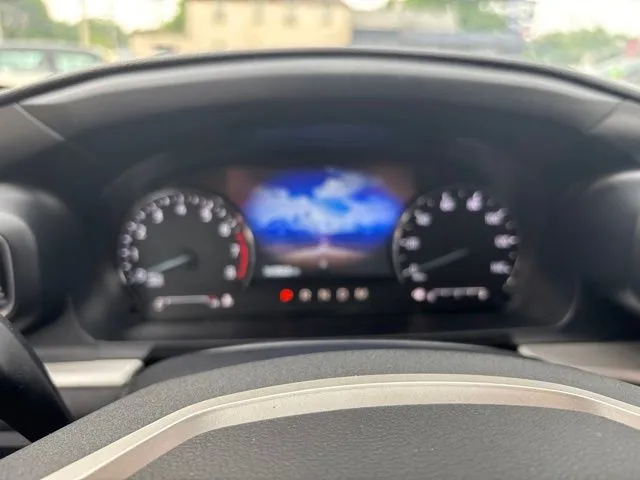 Ford Explorer photo 11