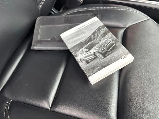 Ford Explorer photo 21