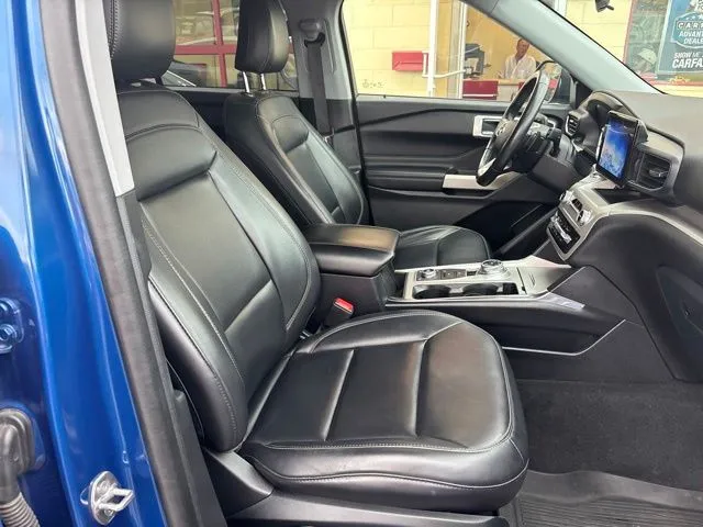 Ford Explorer photo 20