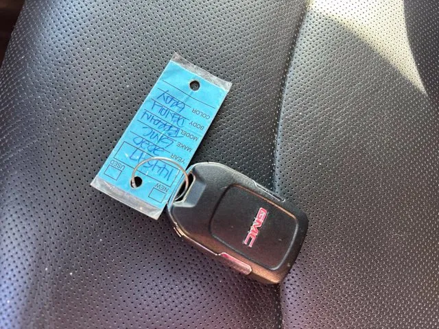 GMC Terrain photo 28