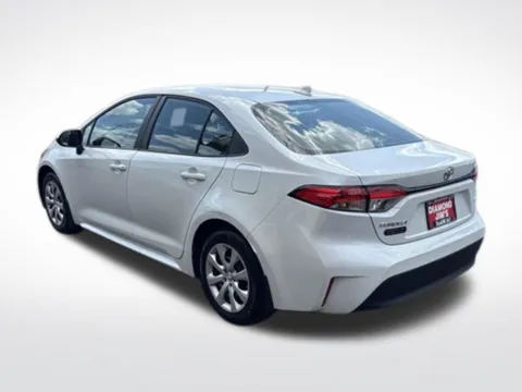 More photos of 2026 Toyota Corolla LE at Diamond Jim's West Allis, WI