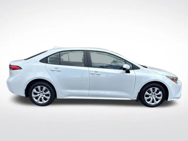 Toyota Corolla photo 8