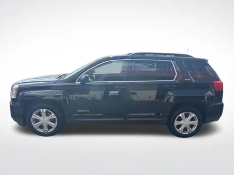 More photos of 2017 GMC Terrain SLE-2 at Diamond Jim's West Allis, WI