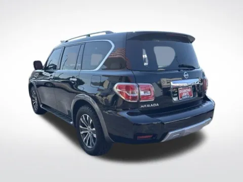 More photos of 2017 Nissan Armada SL at Diamond Jim's West Allis, WI