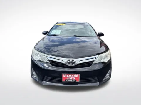 Photos of 2012 Toyota Camry XLE for sale in Milwaukee, WI at Diamond Jim's West Allis