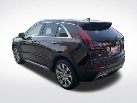 More photos of 2020 Cadillac XT4 Premium Luxury at Diamond Jim's West Allis, WI