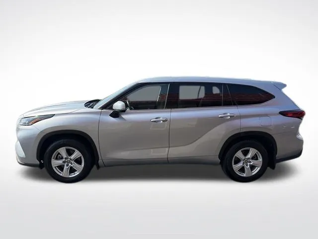 Toyota Highlander photo 4