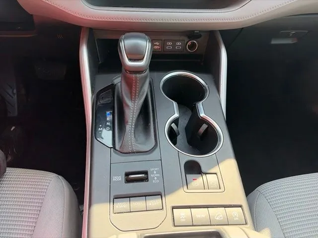 Toyota Highlander photo 13