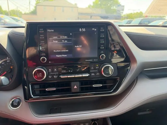 Toyota Highlander photo 12